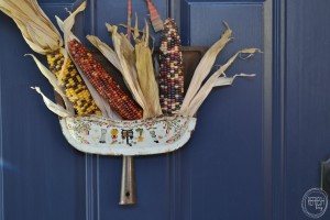 Unique fall wreath created with natural elements and vintage finds | Dustpan wreath | Upcycled dustpan as a front door hanging