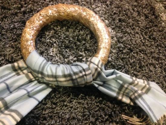 diy scarf wreath