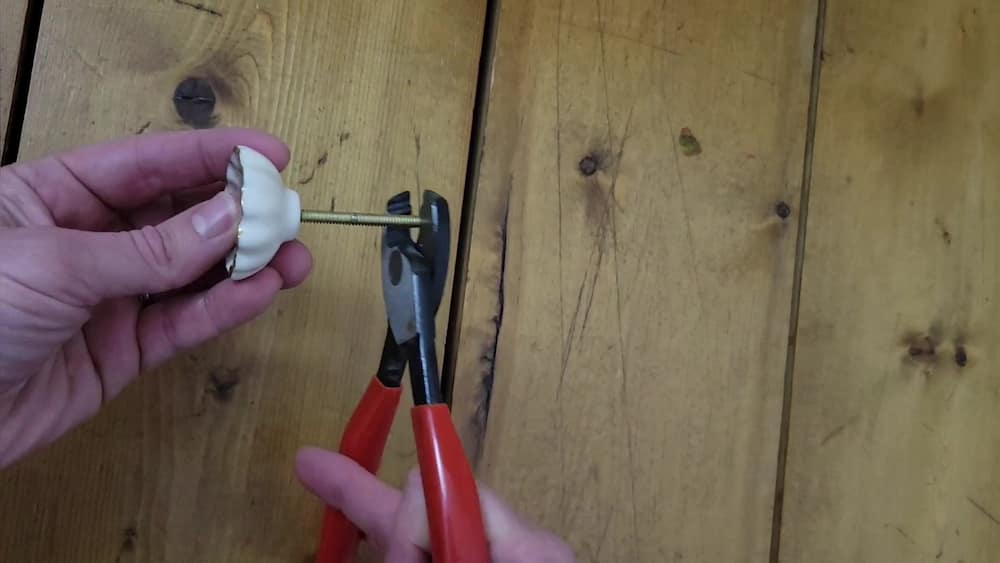 how to cut a screw on furniture knob or hardware using bolt cutters