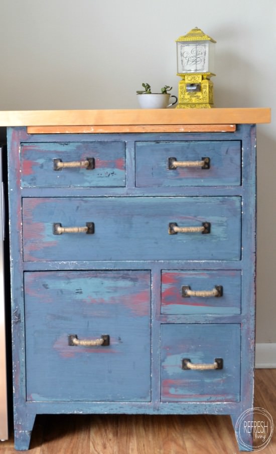 how to get layered paint in different colors on furniture