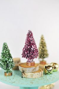 I love all these uses of bottle brush trees! They can be changed to fit your style and added to so many different places in your home!