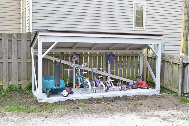 It's easy to install a new roof on a backyard structure like a shed, playhouse, or lean-to. #roofeditmyself #shop