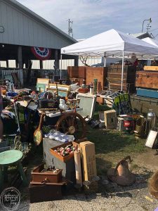 I LOVE flea markets, and now I think I'll be able to get even better deals after reading this!