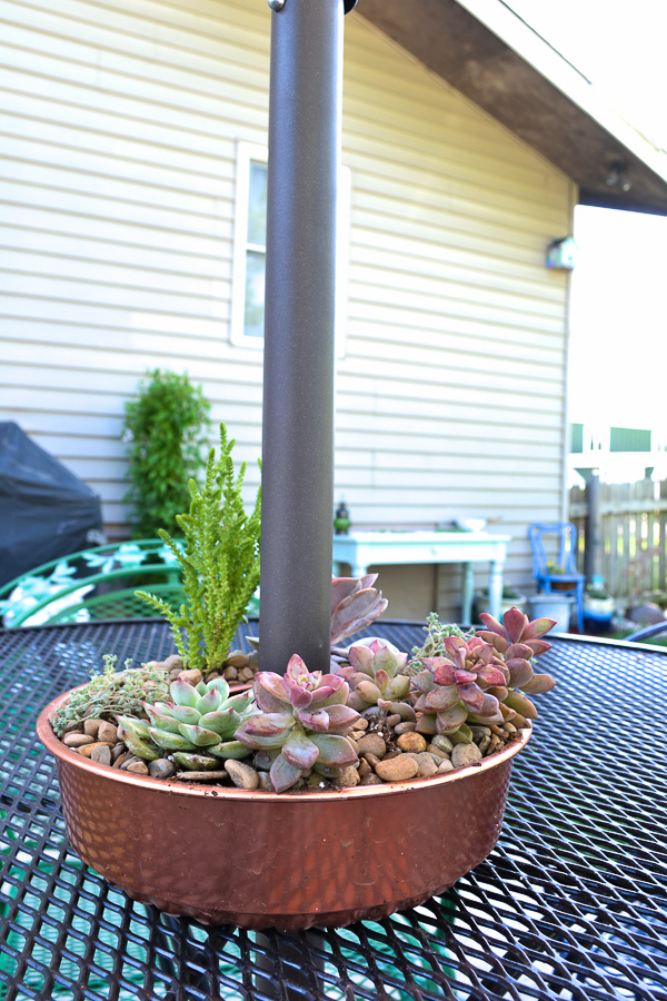 planter around umbrella pole