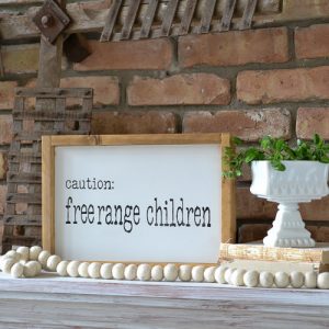 I need this sign! This tutorial includes a graphic that can be made into a stencil or transferred to wood using a printer and permanent marker or paint pen. Plus, it shows how to make a white sign with a wood frame. An easy DIY project that makes me smile!