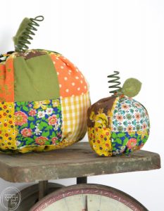 When I found this vintage quilt fabric I knew I could use it to create something for fall. These pumpkins are easy to make and one of a kind! DIY fabric pumpkins with vintage fabric via Refresh Living
