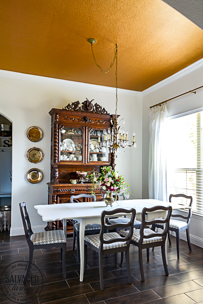 gold ceiling in dining room 
