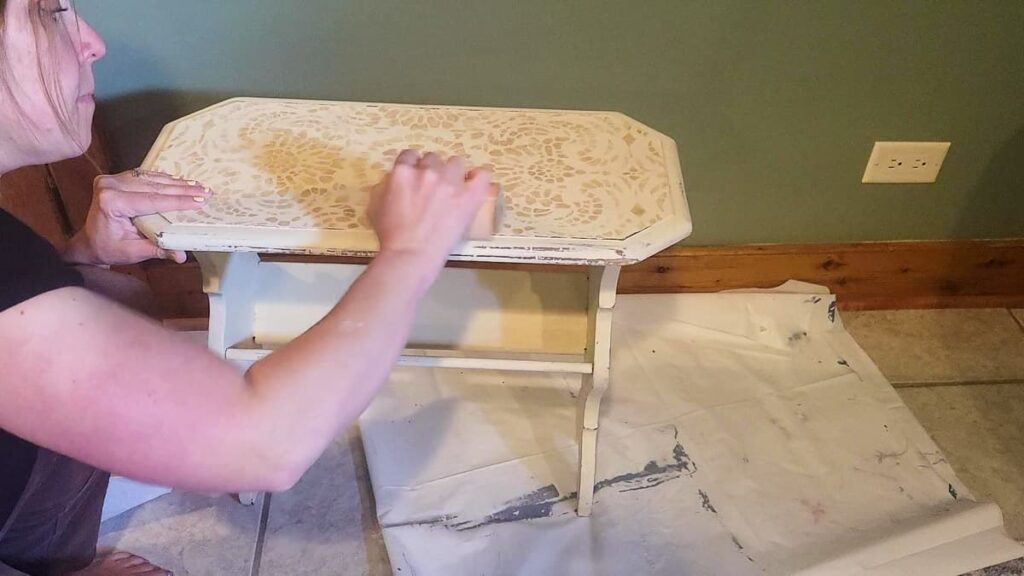 when you need to sand before using chalk paint